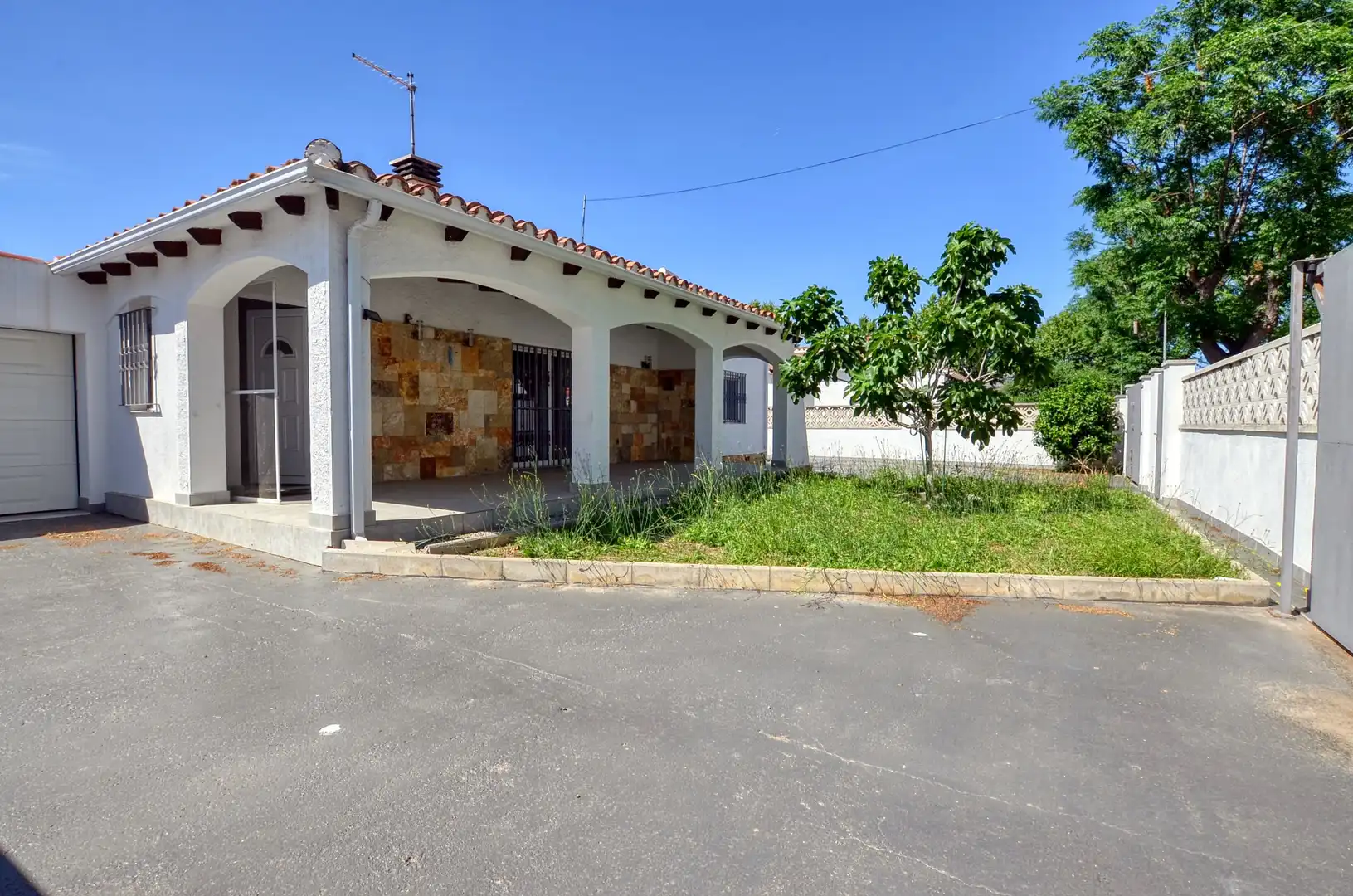 Casa con jardín en venta en Montgrí
