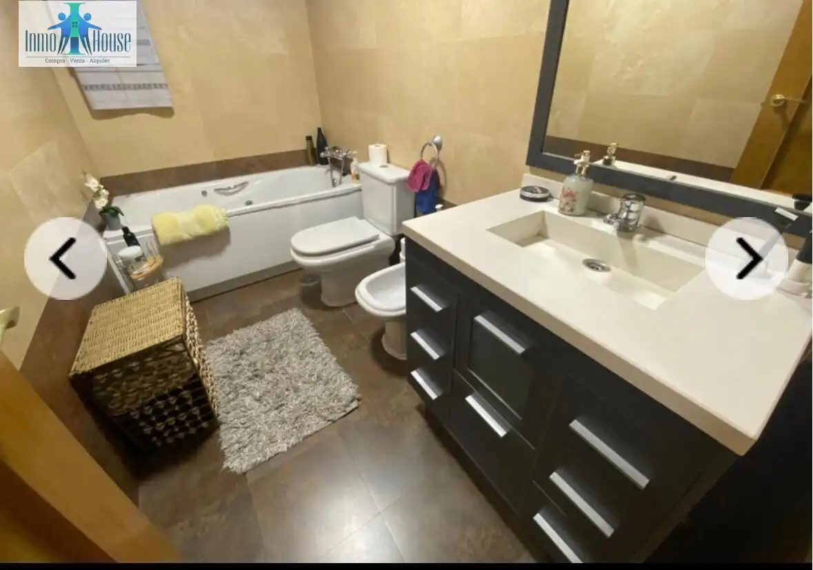 Bathroom of Detached homes for sale in Albacete  with Air Conditioner, Heating and Private garden