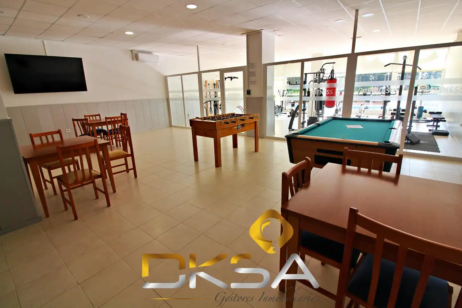 Apartment with pool for sale in Calle AMPLARIES, imagen 33