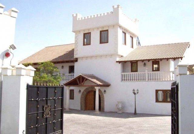 Casa-chalet en Venta en Centro