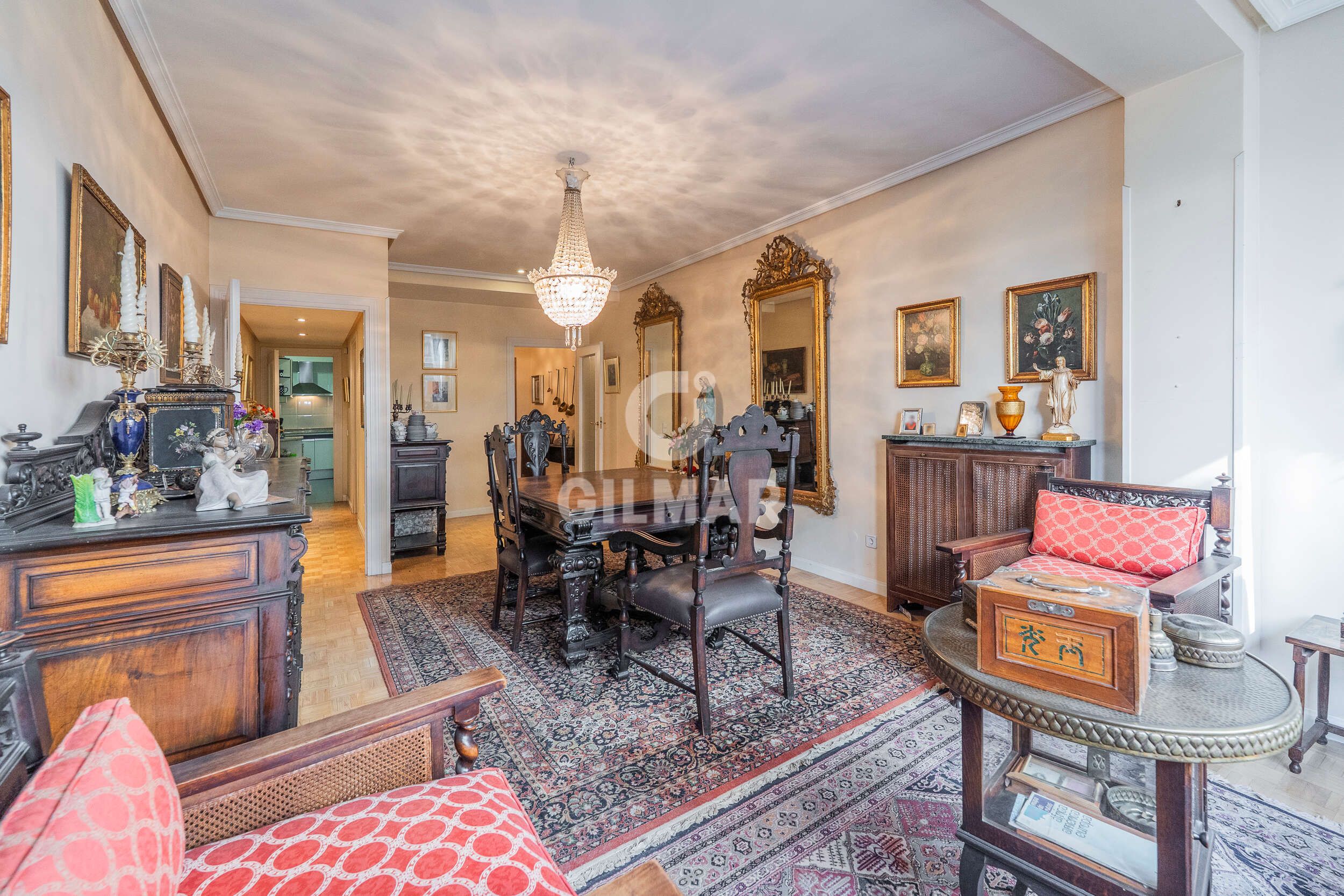 Menjador de Pis en venda en  Madrid Capital amb Calefacció