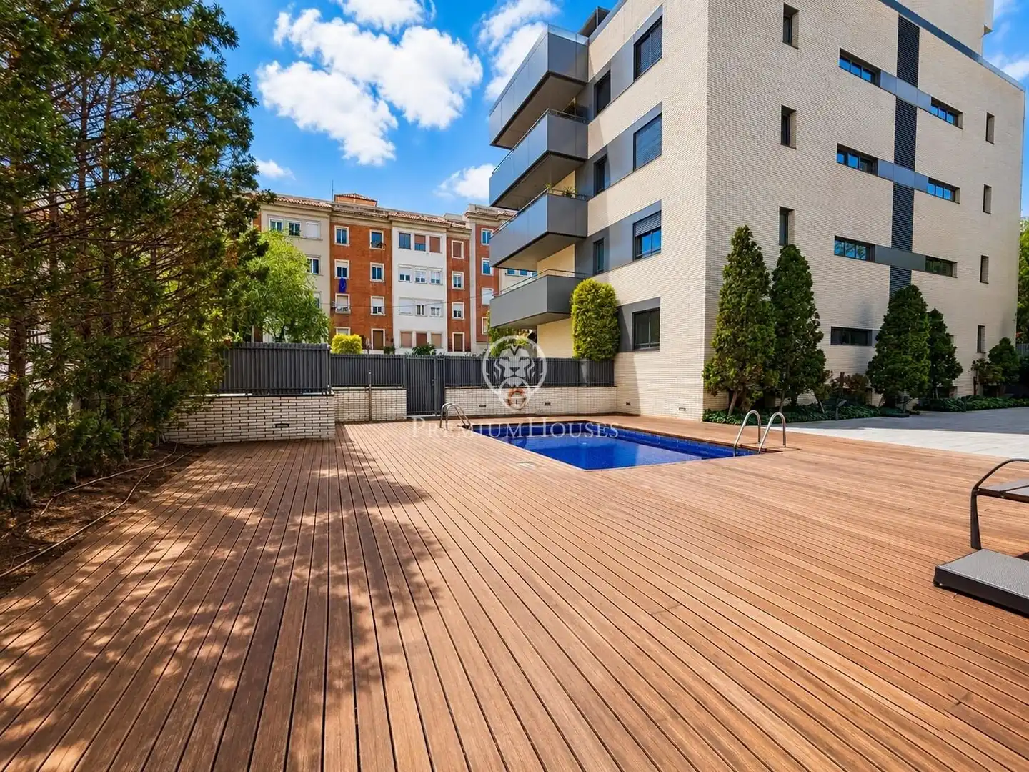 Terrasse von Wohnung zum Verkauf in Barcelona mit Heizung, Privatgarten und Terrasse