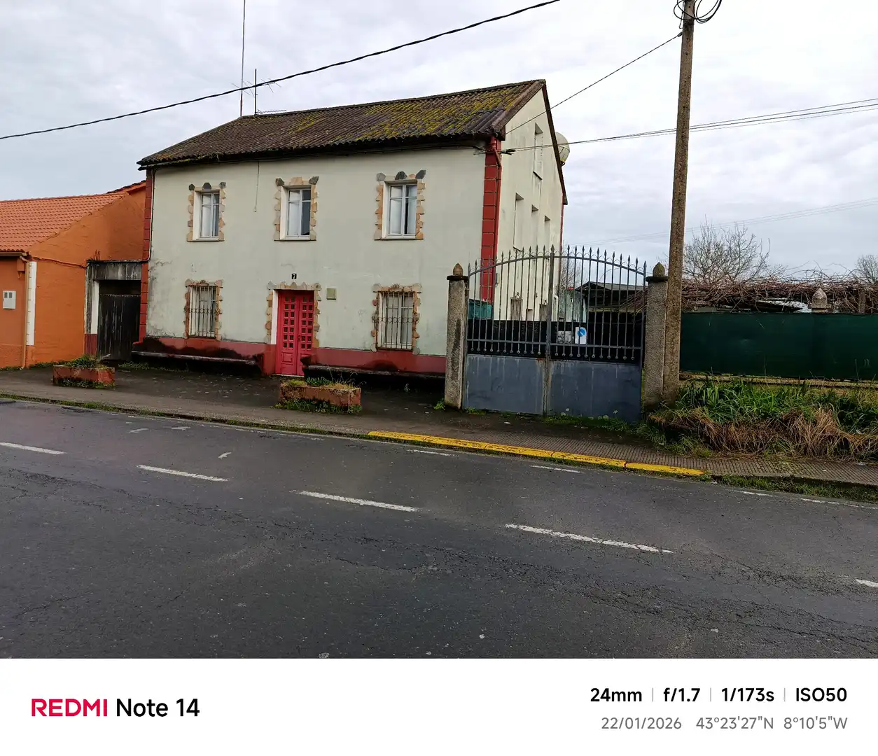 Casa amb jardí en venda a Carretera Loureiros 7