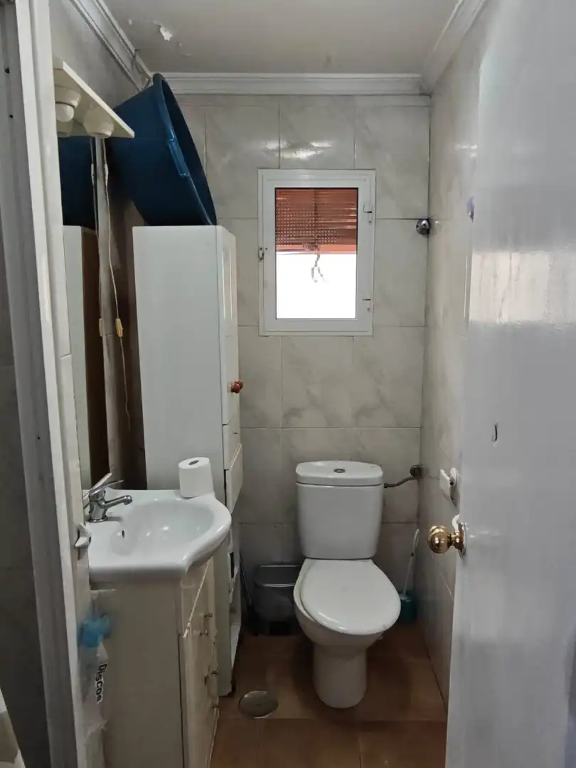 Badezimmer von Wohnung zum Verkauf in Málaga mit Möbliert