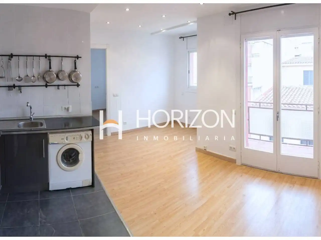 Bedroom of Apartments for sale in Vandellòs i l'Hospitalet de l'Infant  with Storage room and Balcony