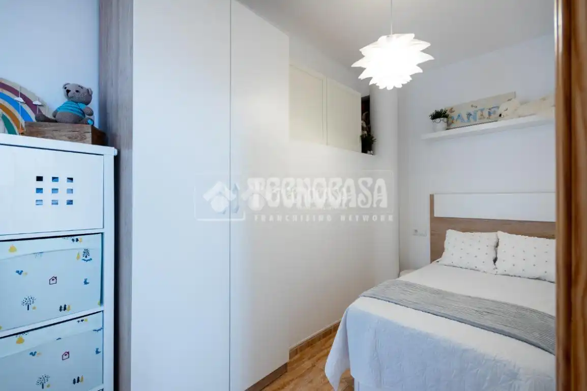 Habitación de Casa adosada en venta en Vélez-Málaga con Terraza