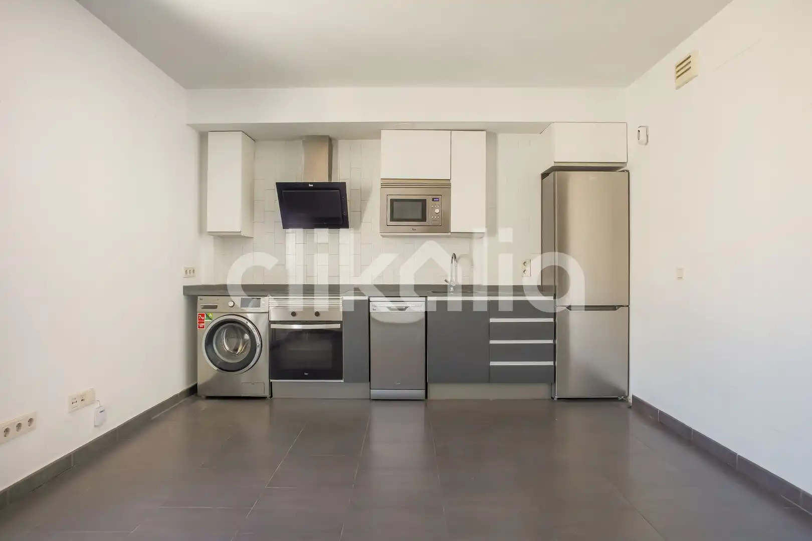 Cocina de Piso en venta en Madrid con Calefacción, Terraza y Trastero