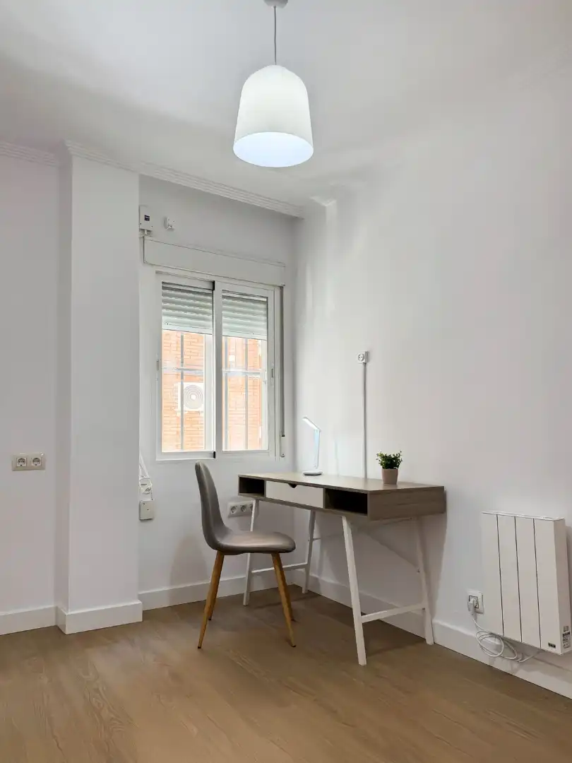 Bedroom of Flat for rent in Puertollano  with Air Conditioner, Heating and Furnished
