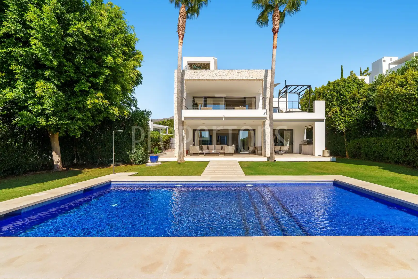 Vista exterior de Casa o chalet en venta en Marbella