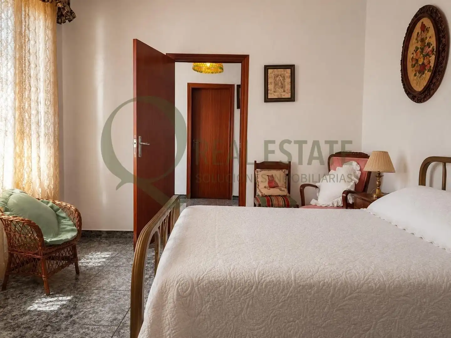 Habitación de Casa o chalet en venta en Villena con Jardín privado, Piscina y Amueblado
