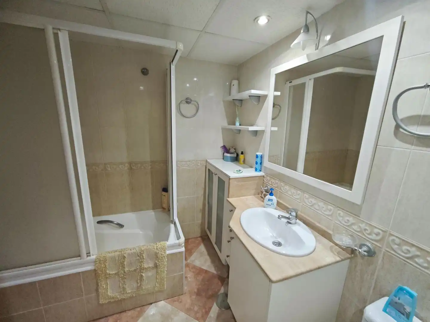 Baño de Piso en venta en Murcia con Aire acondicionado, Calefacción y Jardín privado