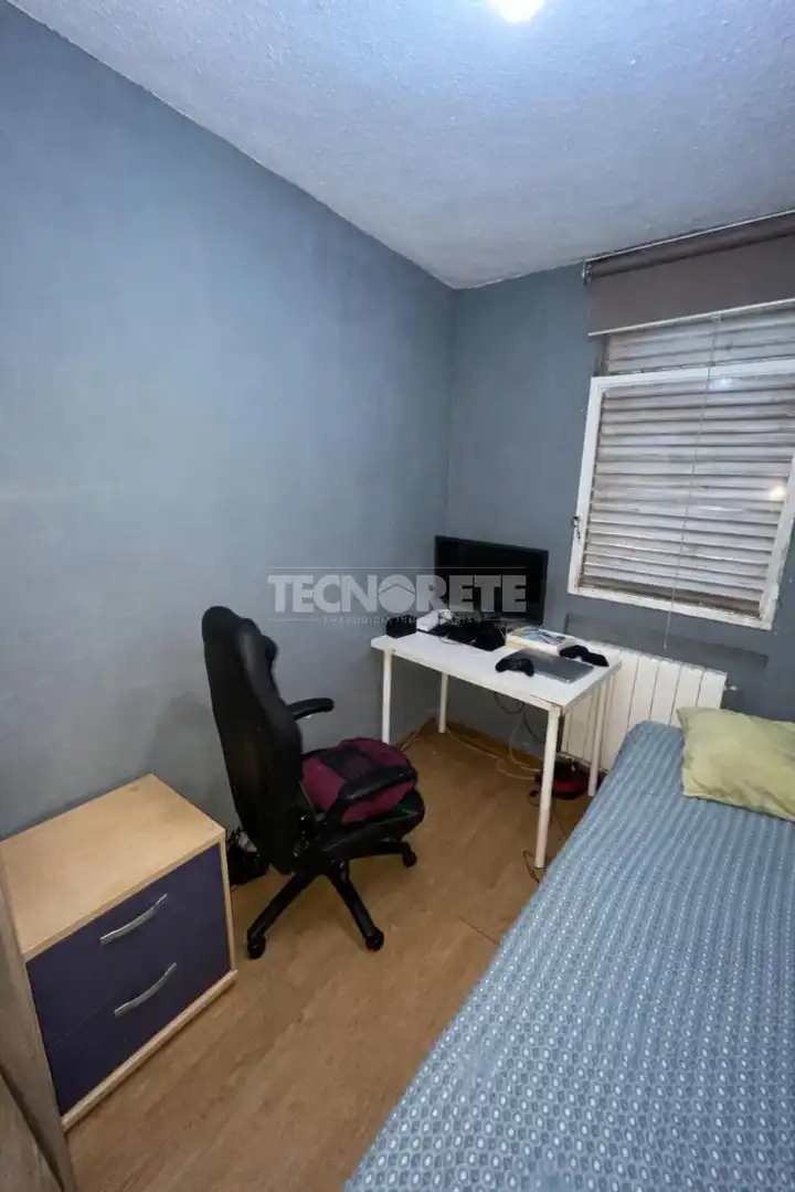Habitación de Piso en venta en Madrid con Calefacción y Balcón