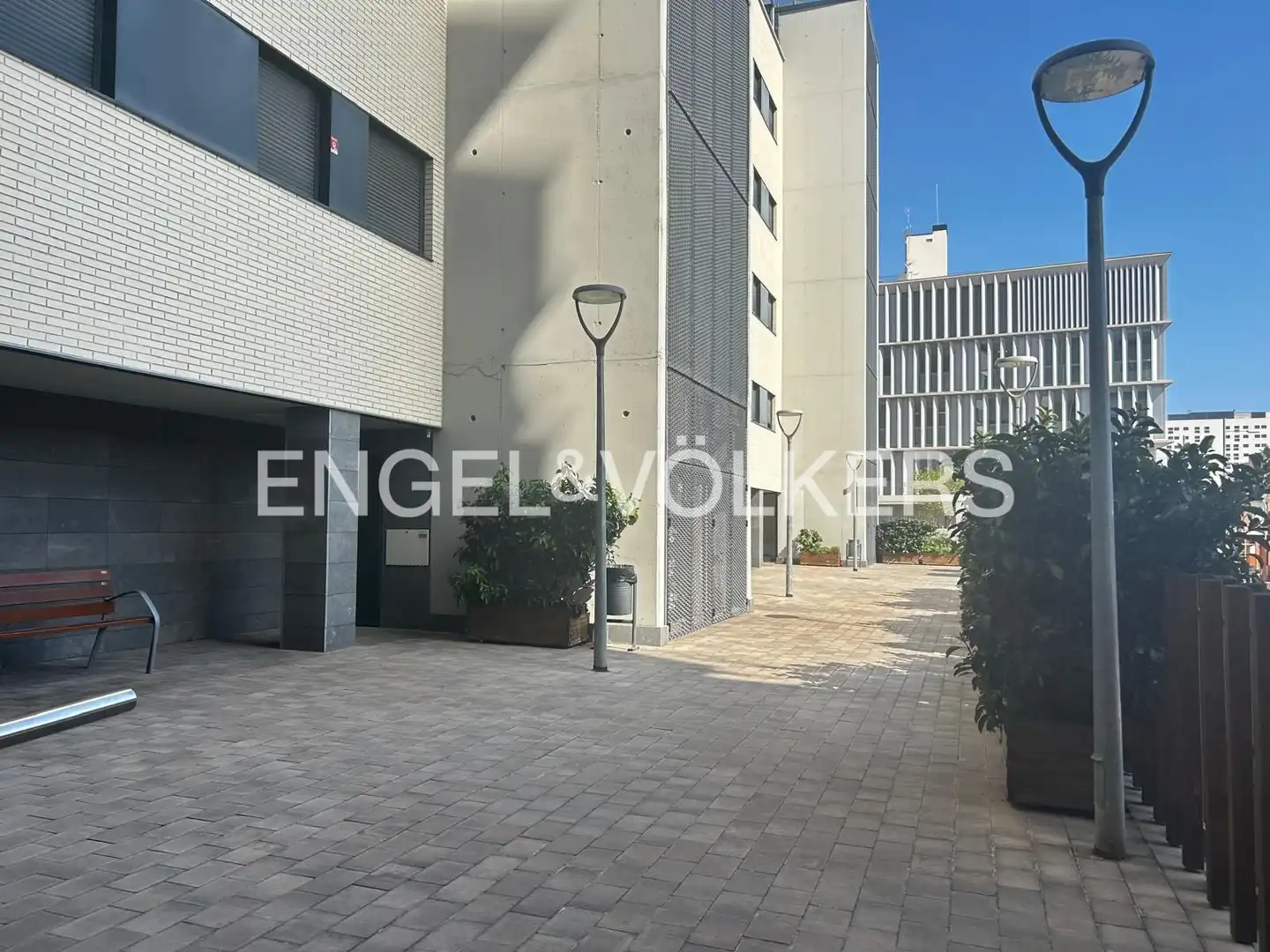 Außenansicht von Wohnung zur Miete in Badalona mit Klimaanlage, Heizung und Parkett
