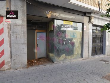 Gewerbefläche zum Verkauf in Calle Montesa 4