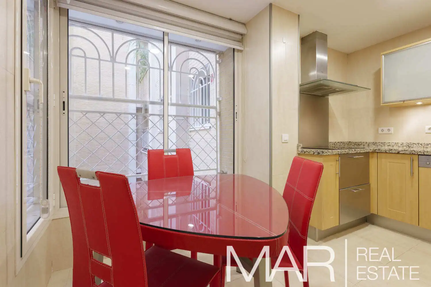 Flat for sale in Calle Nogales, Acacias