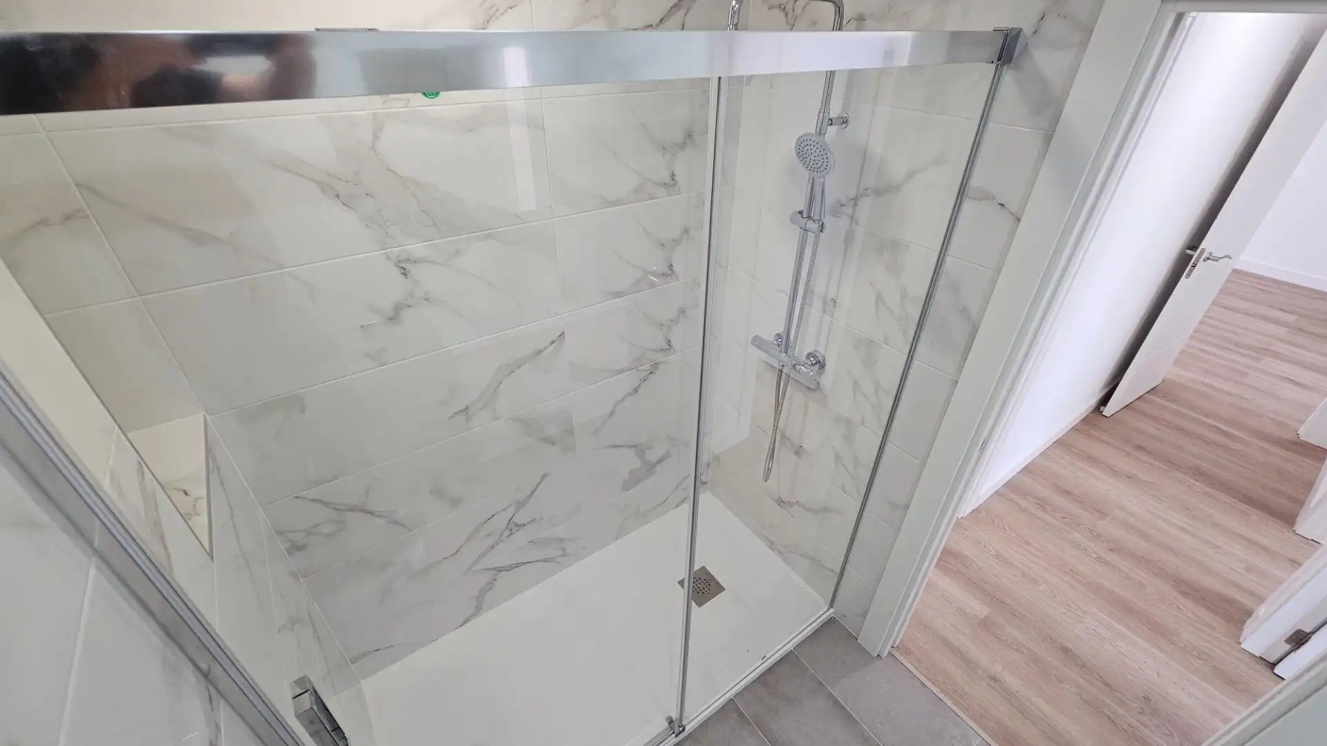 Baño de Piso en venta en Cambre 