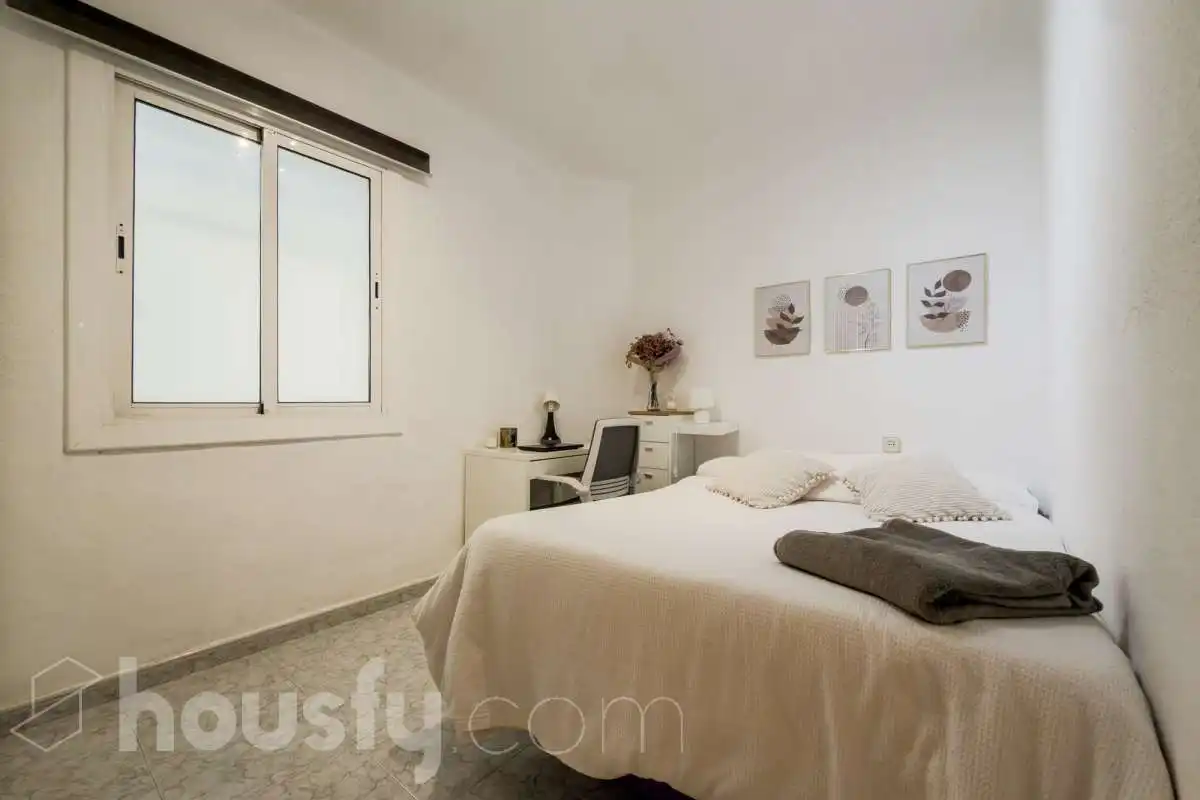 Habitación de Planta baja en venta en Barcelona con Aire acondicionado, Calefacción y Amueblado