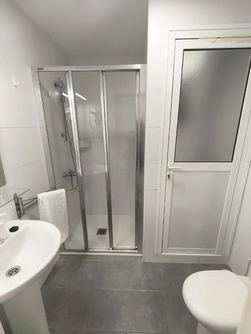 Wohnung zur Miete in Calle Puccini, Ciudad Jardín