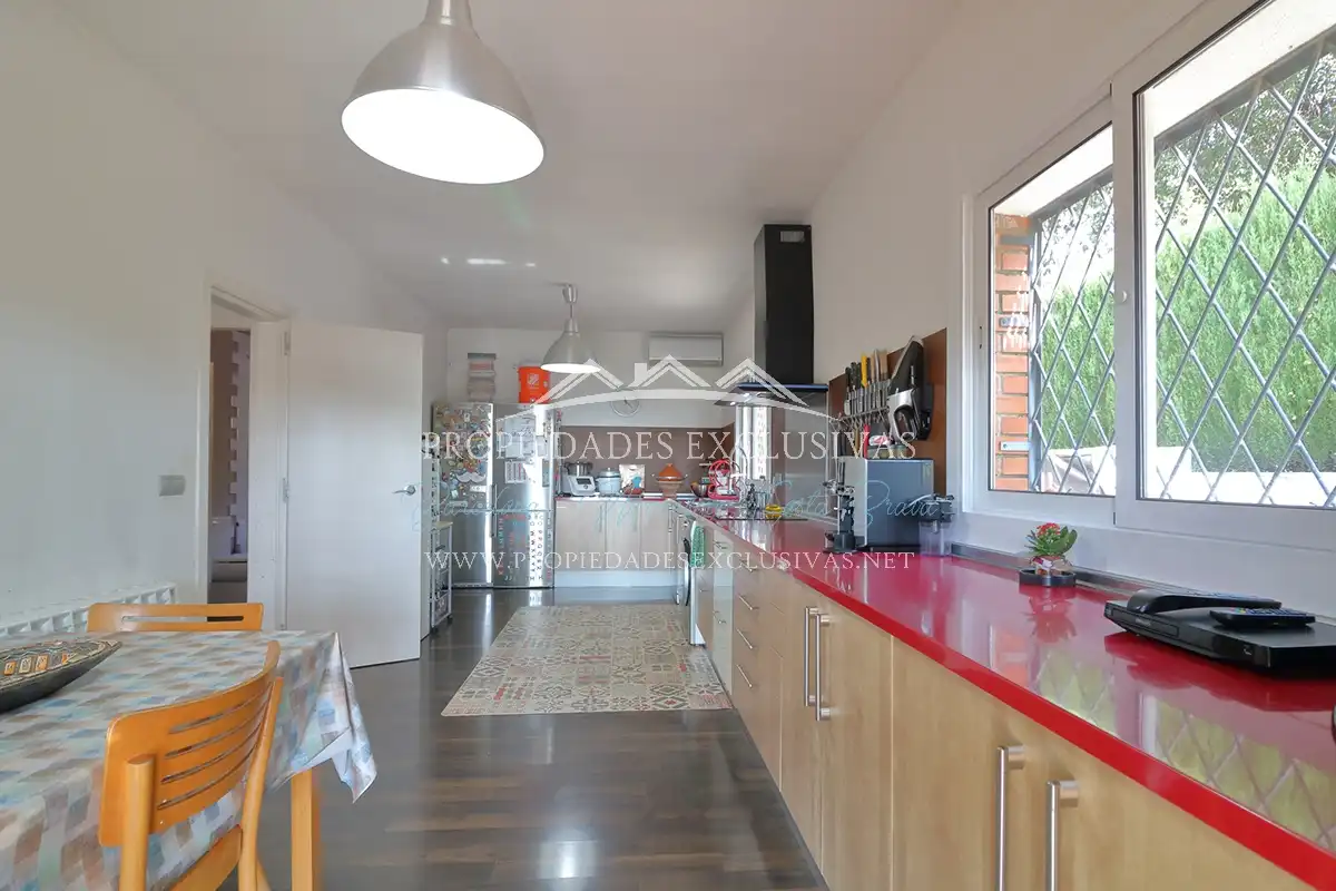 Cocina de Casa o chalet en venta en Cabrils con Aire acondicionado, Calefacción y Jardín privado