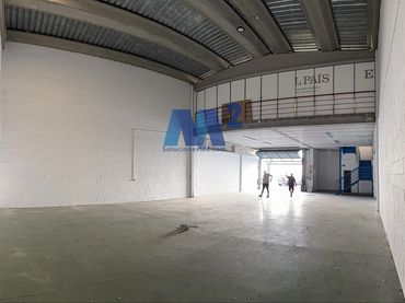 Nau industrial de lloguer a Madrid 17