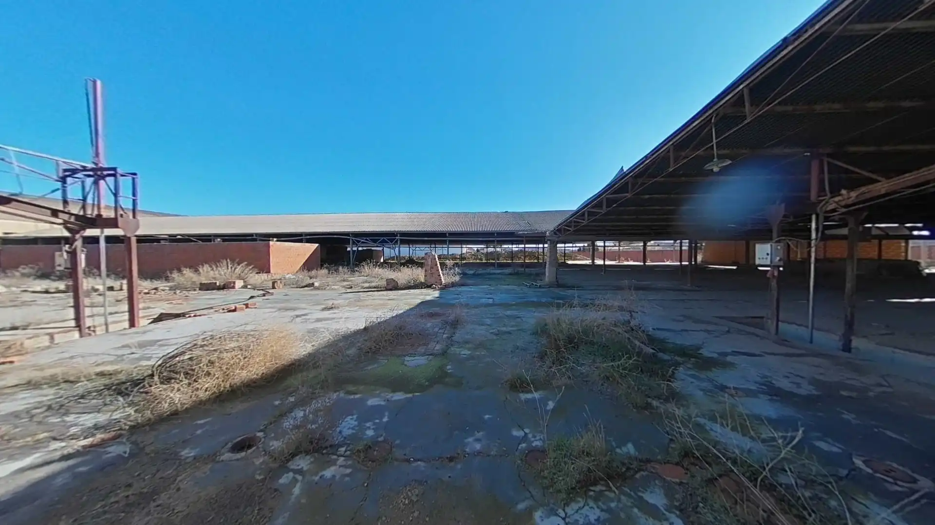 Fabrikhallen zum Verkauf in Torrenueva, Santa Cruz de Mudela