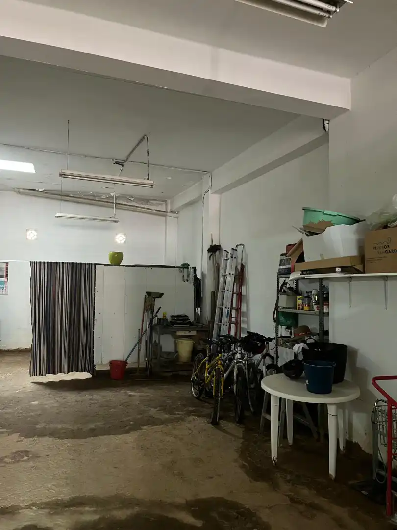 Business premises for sale in Carrer Andres Arbiol, imagen 4