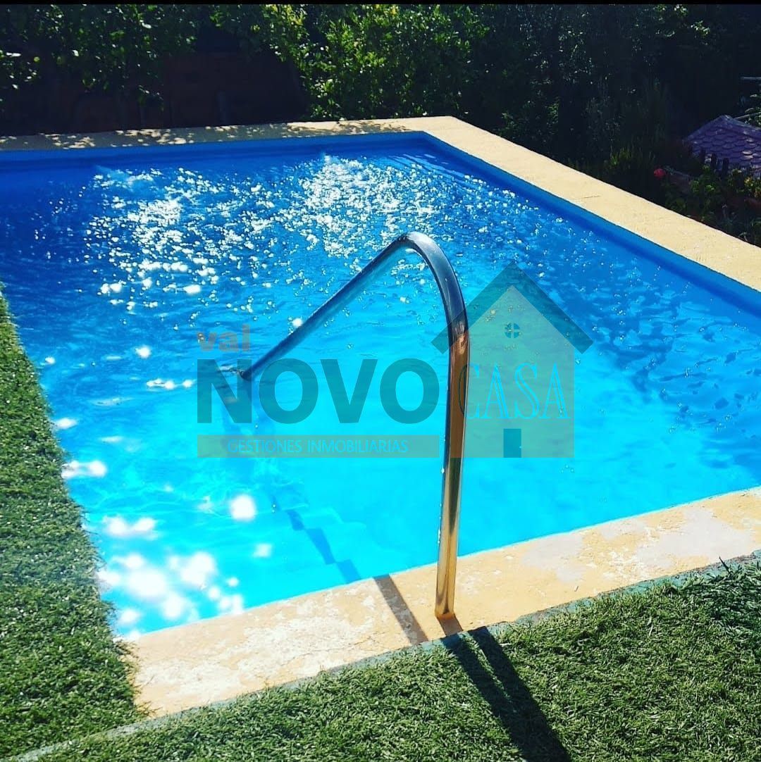 Piscina de Casa o xalet en venda en Picassent amb Traster