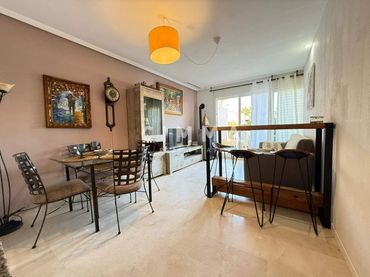 Duplex con balcone in vendita a Mascarat