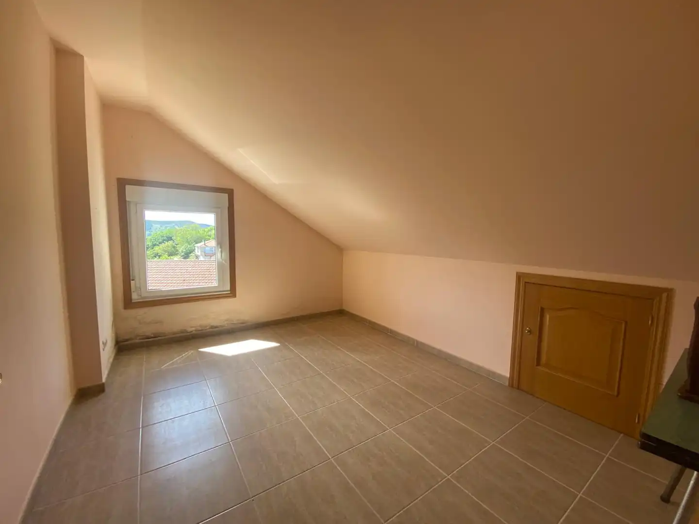 Casa o chalet en venta en O Irixo con Calefacción, Jardín privado y Parquet