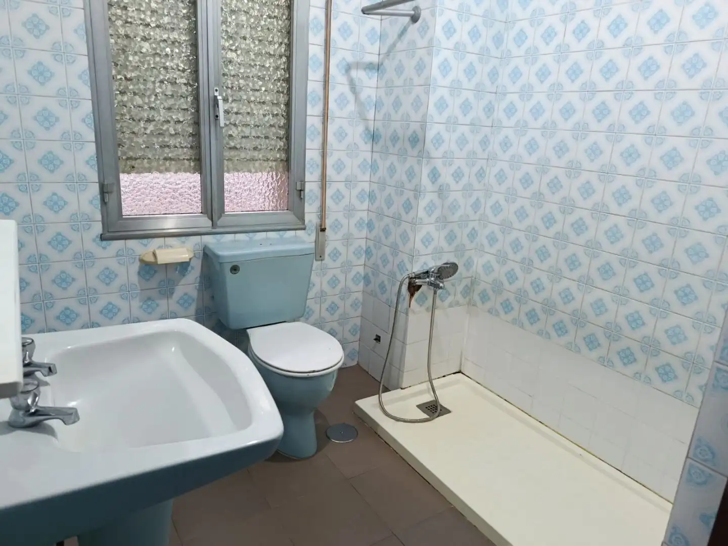 Bathroom of Flat for sale in Vilagarcía de Arousa  with Terrace and Balcony