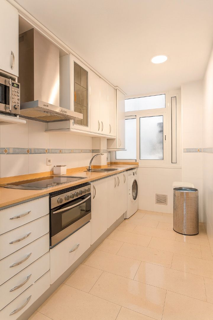 Cuina de Pis en venda en Esplugues de Llobregat amb Balcó