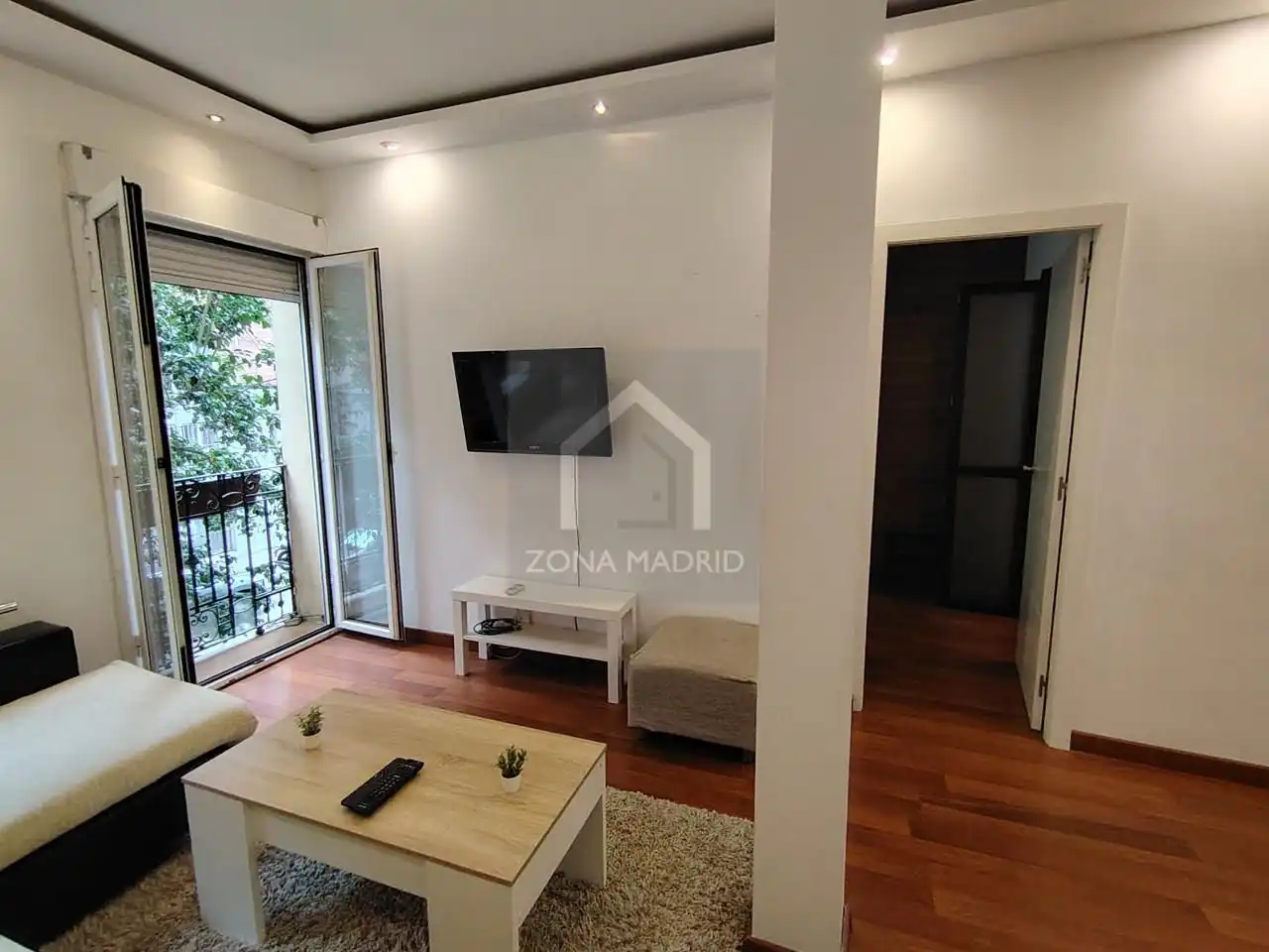 Sala de estar de Piso en venta en Madrid con Aire acondicionado y Balcón