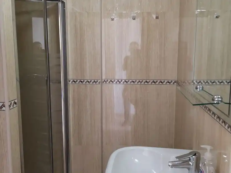 Bany de Pis de lloguer en Málaga amb Aire condicionat, Calefacció i Terrassa