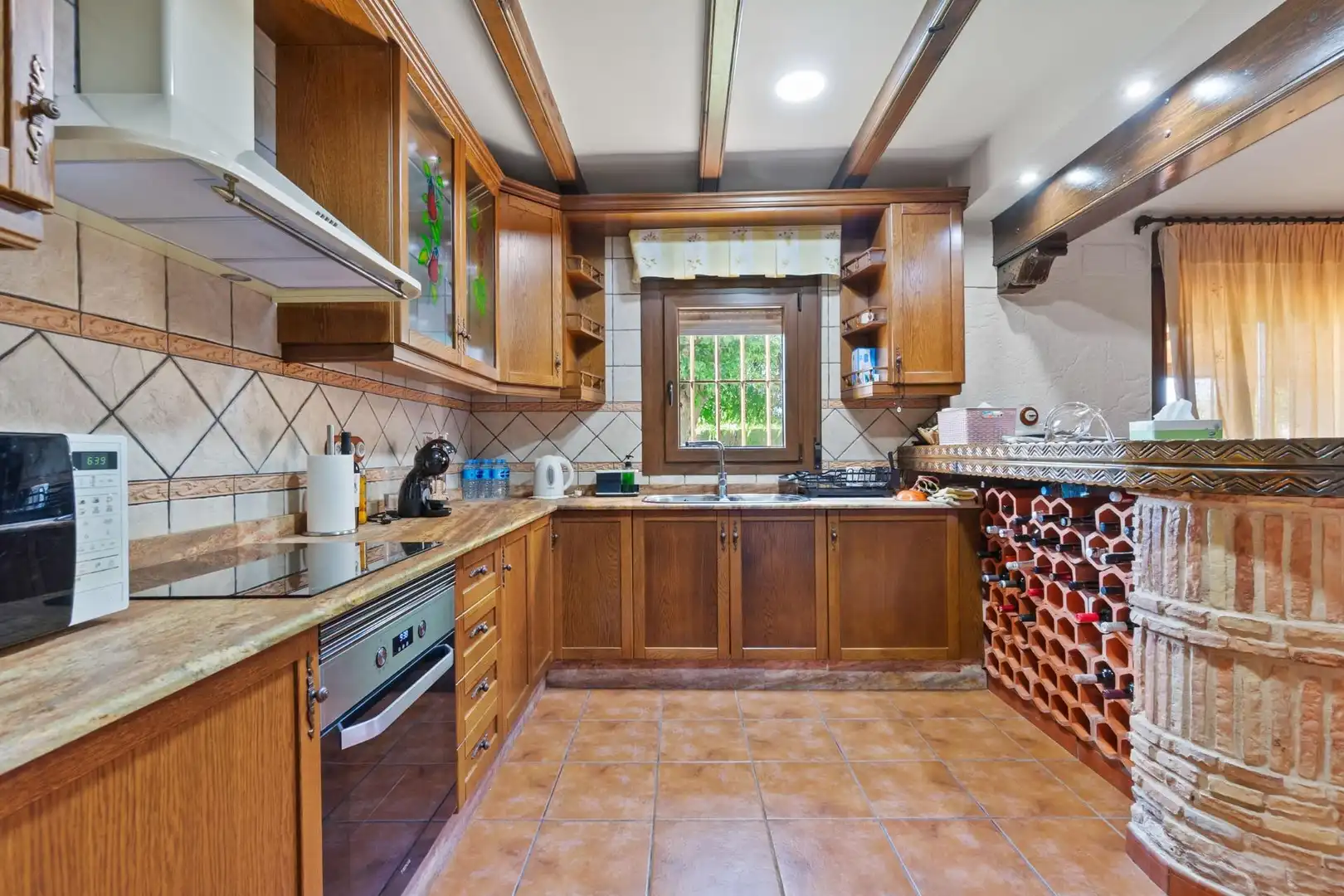Detached house with pool to rent in Onil, imagen 24