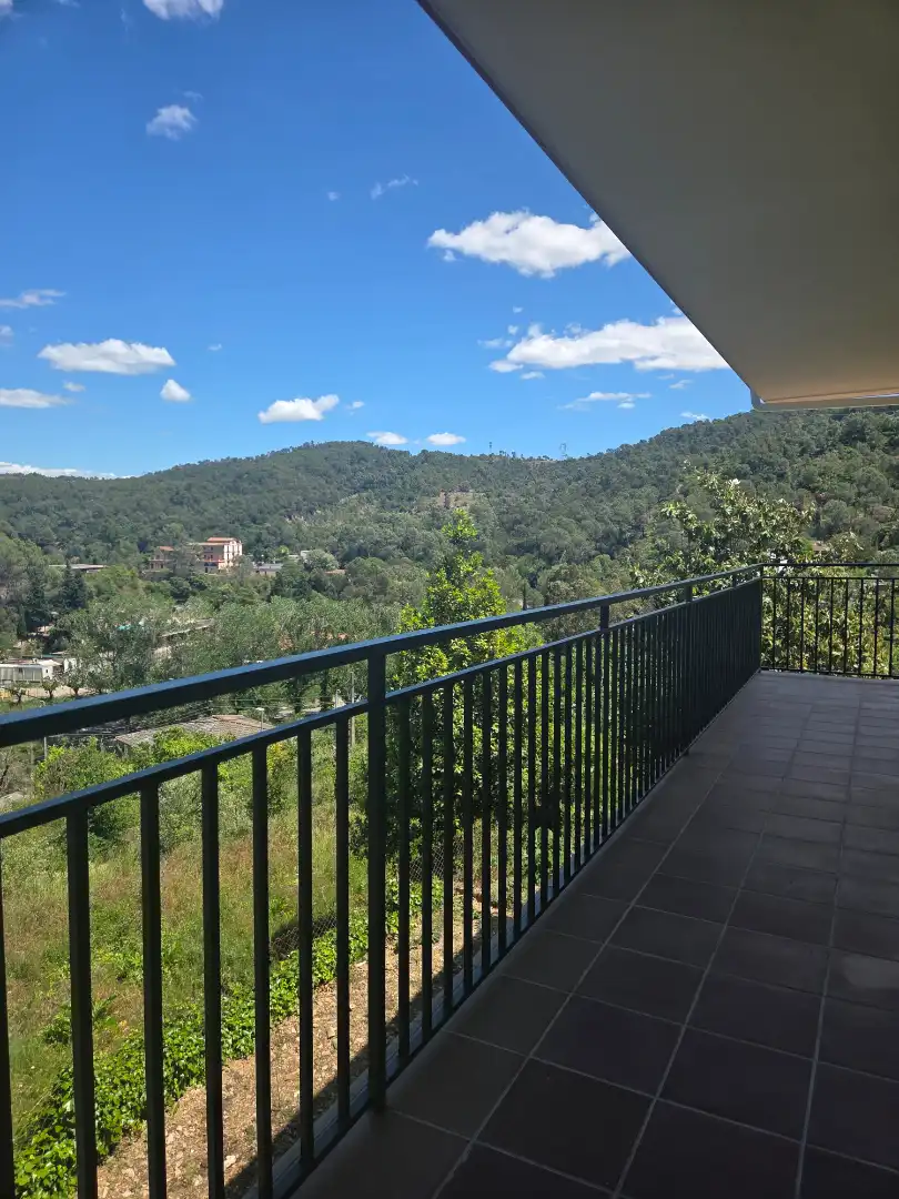 Terrassa de Casa o xalet en venda en Torrelles de Llobregat amb Aire condicionat, Calefacció i Jardí privat