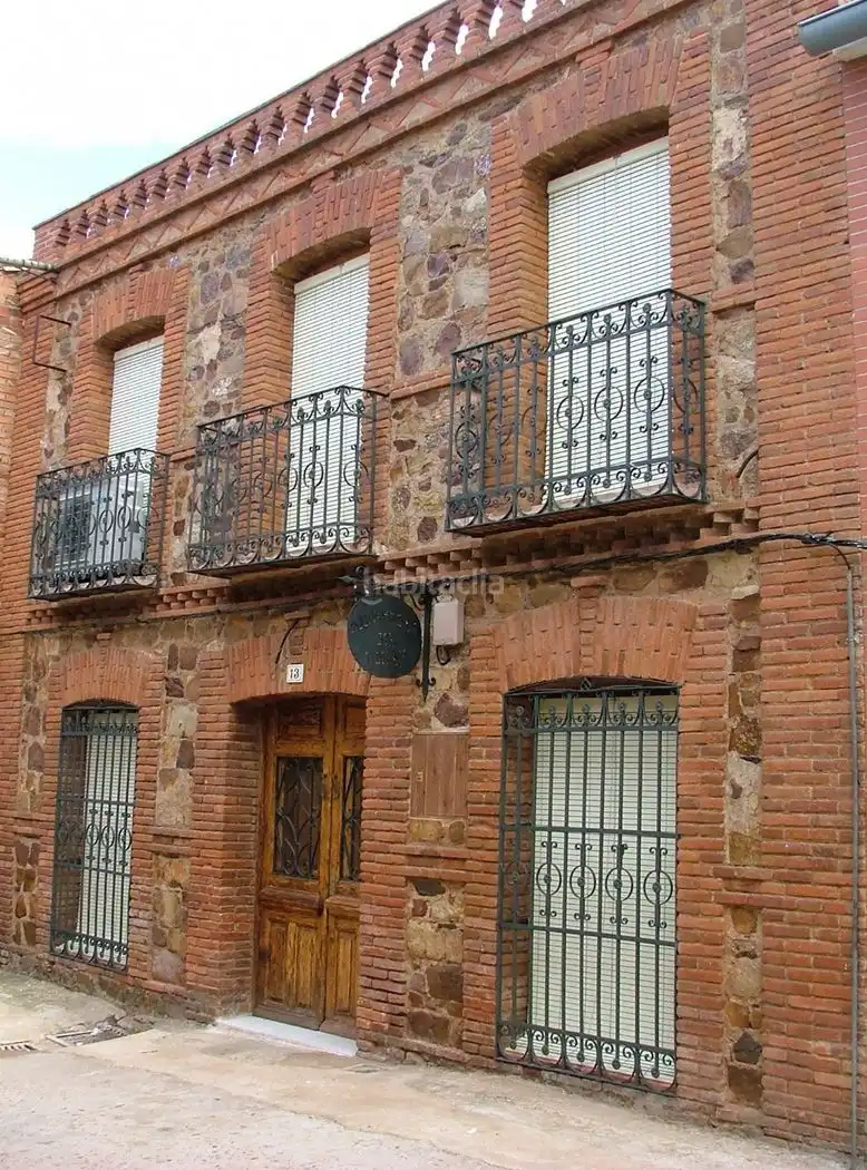 Adossat en venda a Calle de Cervantes 13