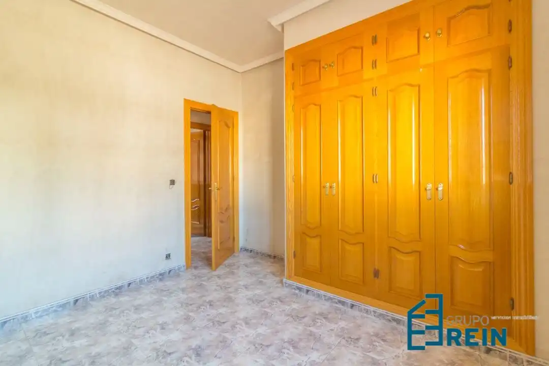 Chalet con jardín en venta en LARGO CABALLERO 1, imagen 32