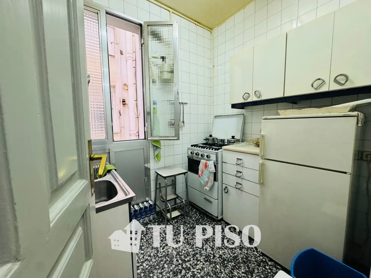 Küche von Wohnung zur Miete in Madrid mit Heizung, Terrasse und Möbliert