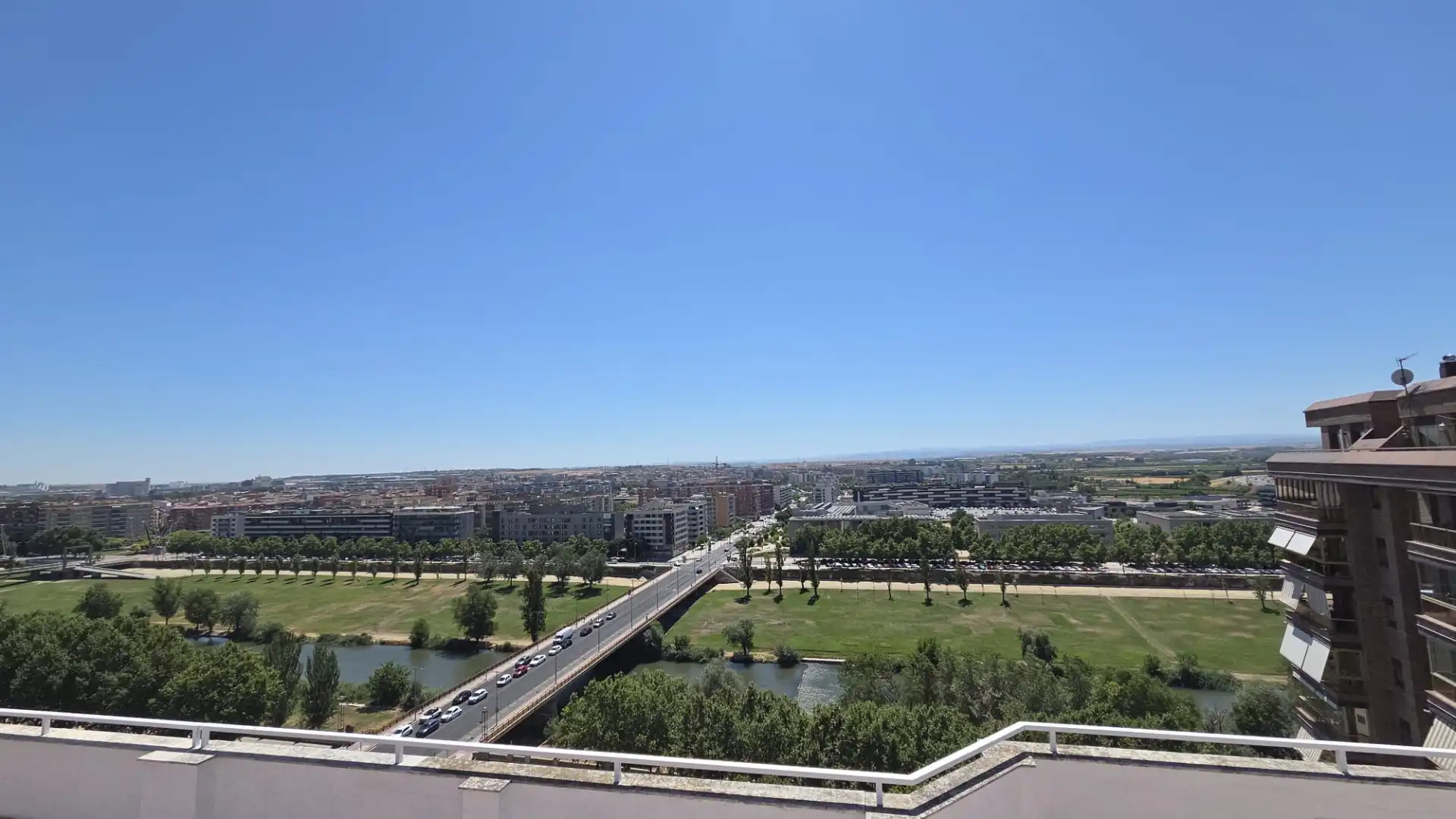 Vista exterior de Pis en venda en Lleida amb Calefacció, Terrassa i Moblat
