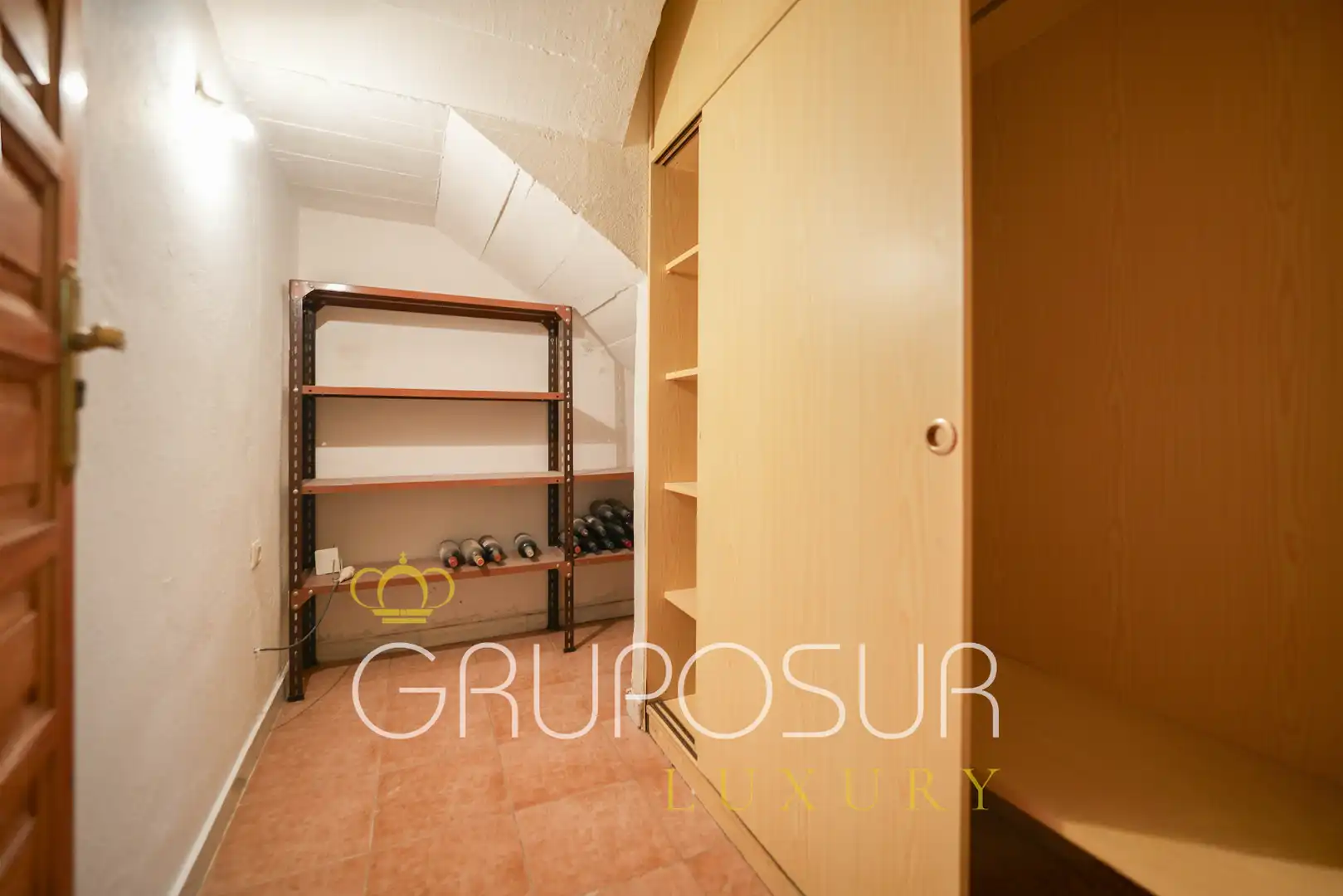 Casa aparellada amb jardí en venda a Calle Castilla y León 22, imagen 85