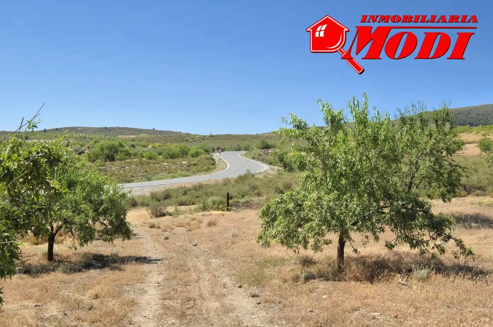 Casa rústica amb jardí en venda a Villamena, imagen 15