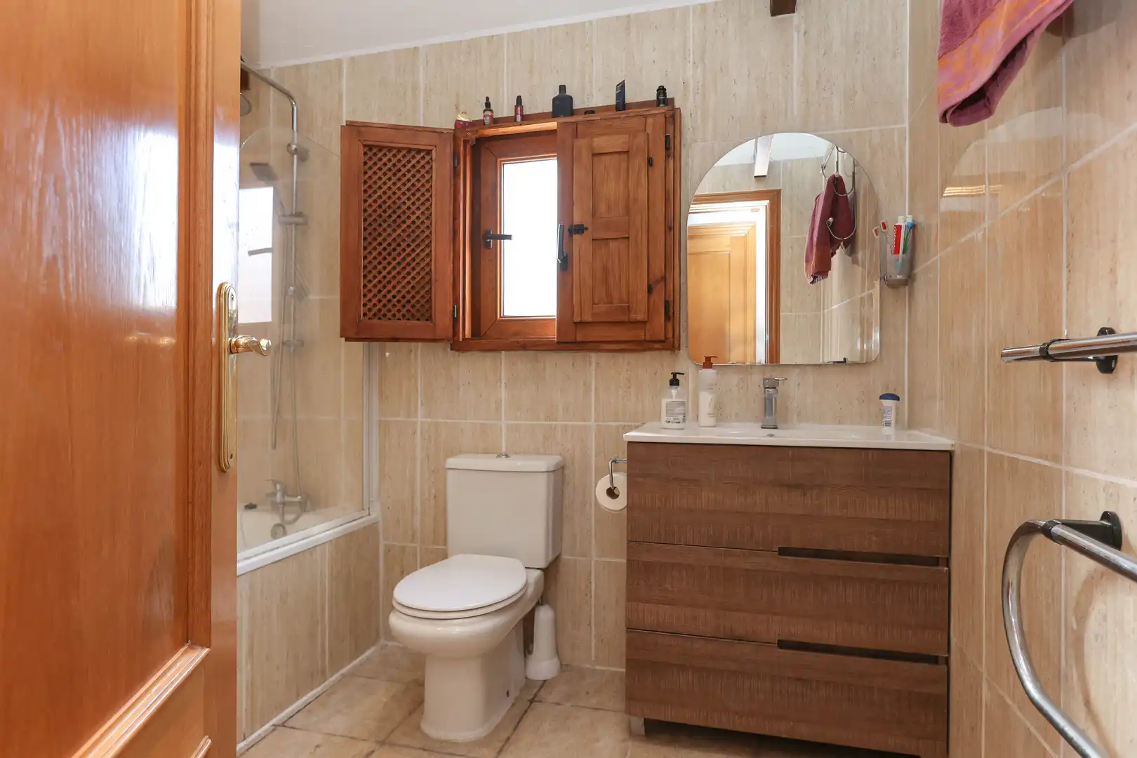 Houses for sale in Calle Luna, Monda