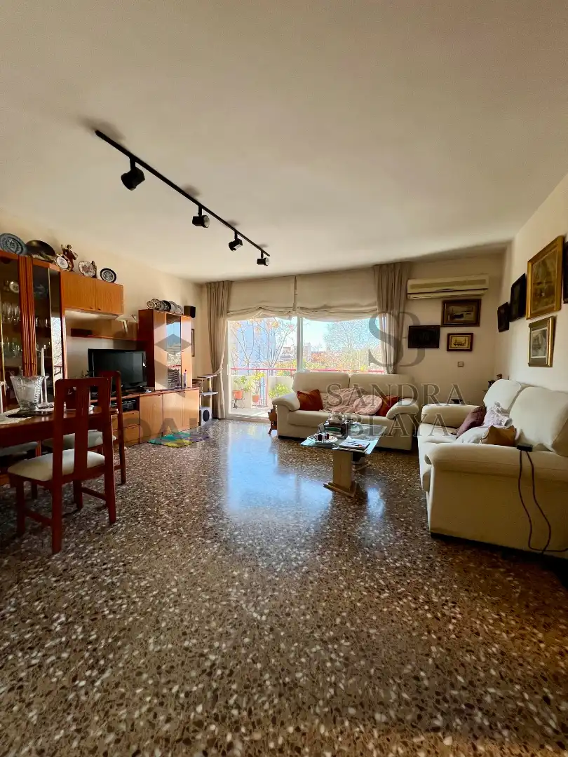 Sala d'estar de Pis en venda en Vilanova i la Geltrú amb Aire condicionat, Calefacció i Terrassa