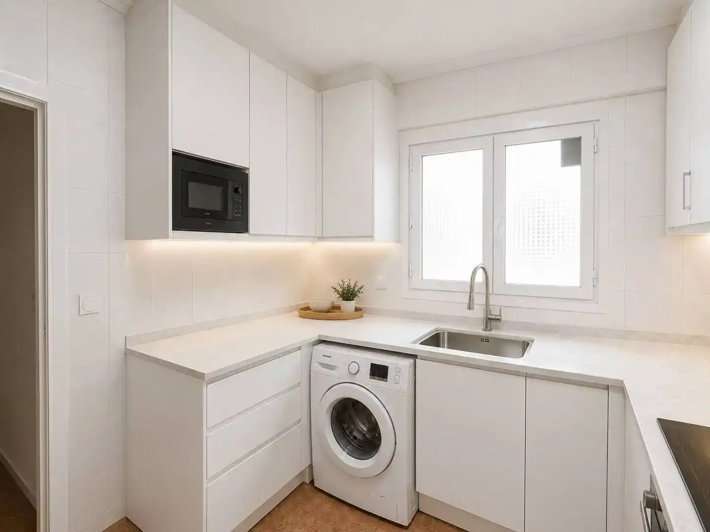 Kitchen of Flat for sale in  Valencia Capital  with Air Conditioner and Balcony