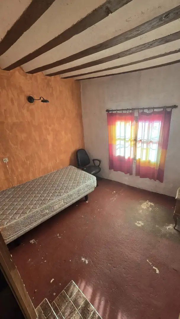 Habitación de Casa o chalet en venta en Buendía con Amueblado y Balcón