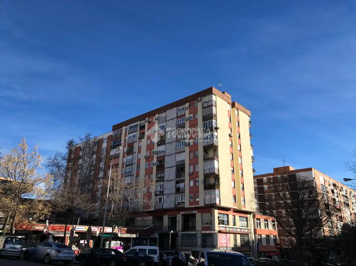 Vista exterior de Estudio de alquiler en Madrid con Aire acondicionado, Calefacción y Terraza