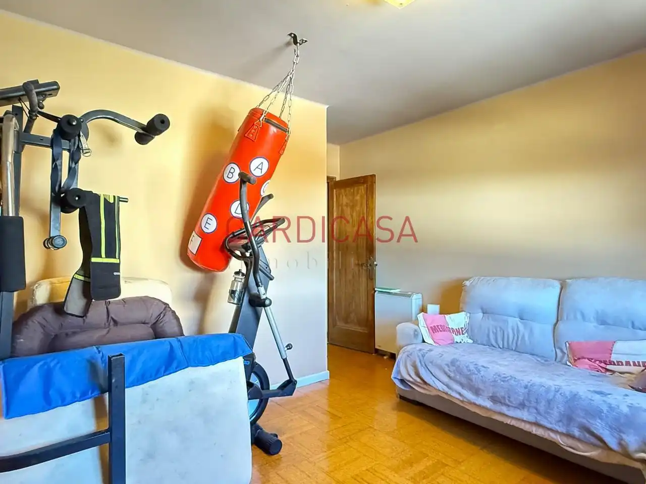 Habitación de Piso en venta en Vigo  con Calefacción y Trastero