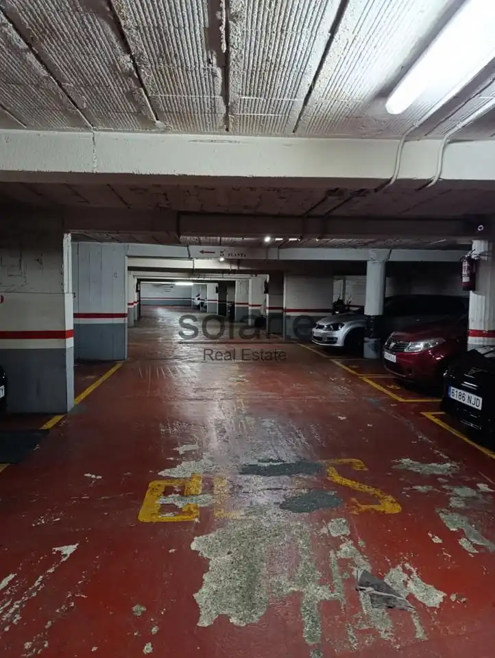 Parking à vendre à Carrer de Josep Sangenís, imagen 5