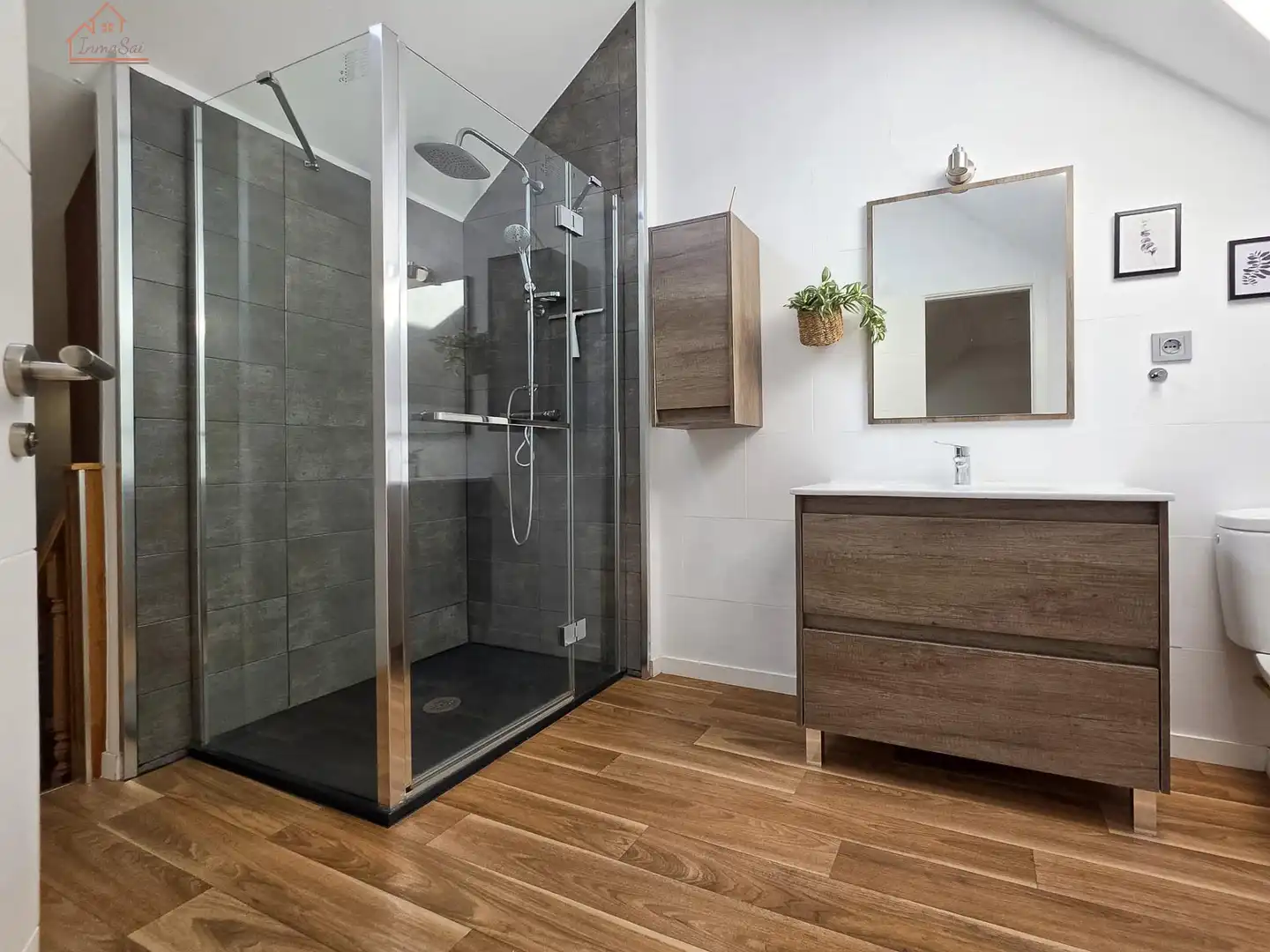 Badezimmer von Dachboden zur Miete in Madrid mit Klimaanlage, Heizung und Terrasse