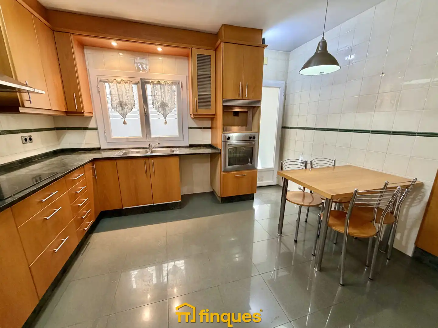 Cocina de Piso en venta en Mollet del Vallès con Aire acondicionado, Calefacción y Parquet